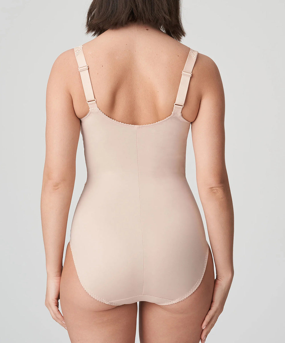 Body galbant à bonnets emboitants dentelle PrimaDonna Madison café latte 0462120-CAL