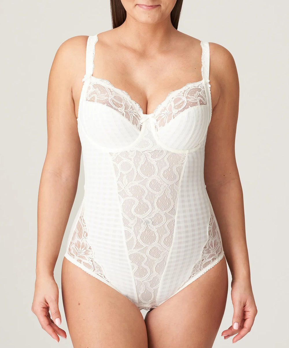 Body galbant à bonnets emboitants dentelle PrimaDonna Madison naturel 0462120-NAT