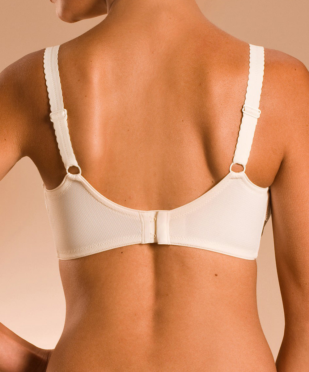 Soutien-gorge sans armatures Chantelle Amazone ivoire C21020-035