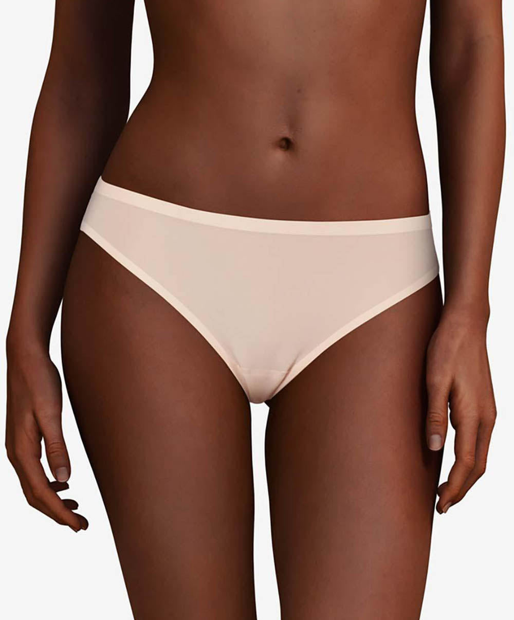 String taille basse Chantelle Softstretch beige doré C26490-01N 3