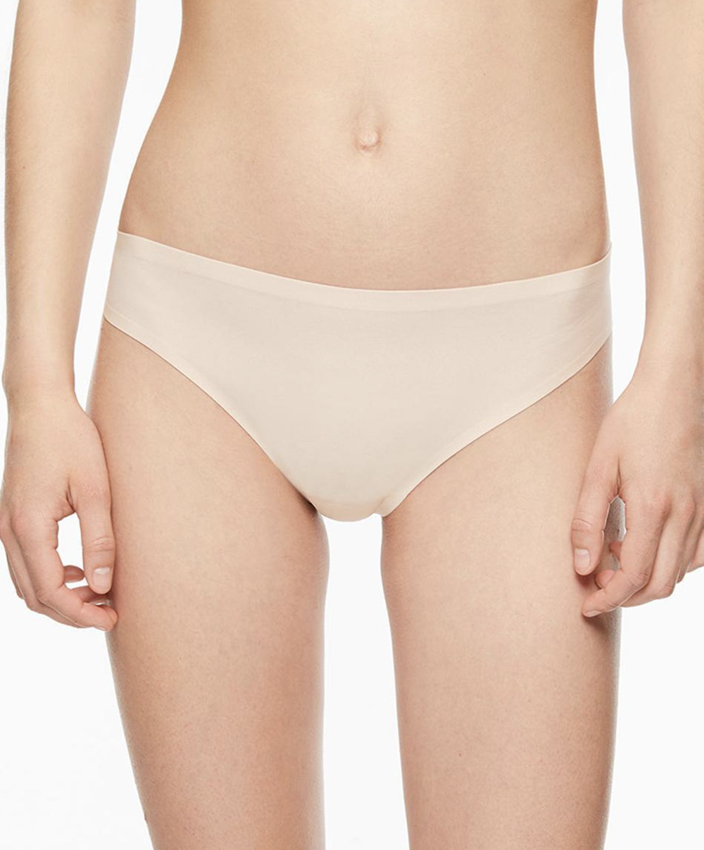 String taille basse Chantelle Softstretch beige doré C26490-01N 1