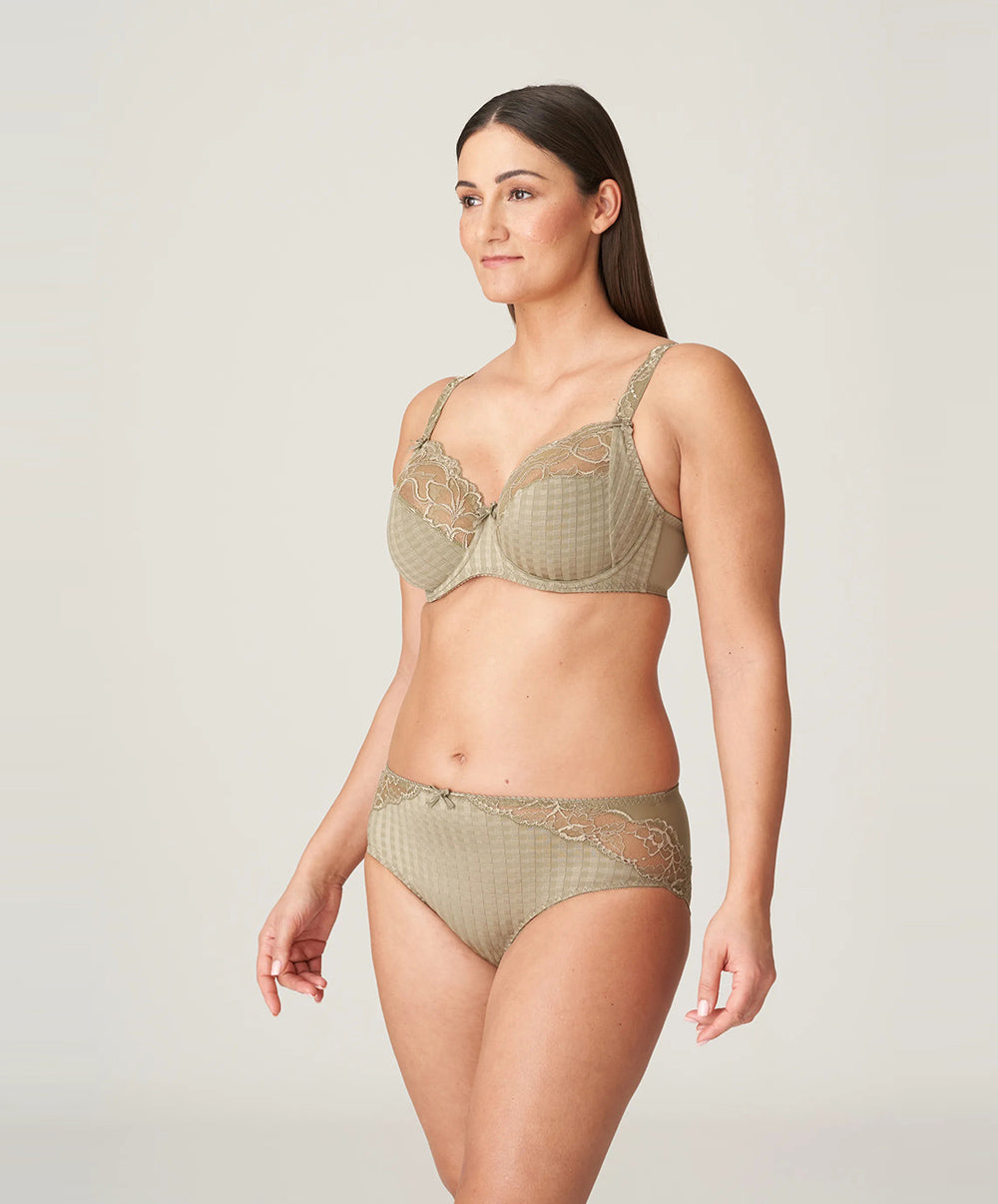 Culotte taille haute dentelle PrimaDonna Madison golden olive 0562126-GOO