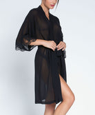 Déshabillé court en soie Lise Charmel Splendeur Soie noir ALC2680-NO
