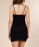 Nuisette fines bretelles Antigel de Lise Charmel Simply Perfect noir ENA1406-NO face