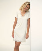 Nuisette manches courtes Antigel de Lise Charmel Simply Perfect nacre FNA1006-NA