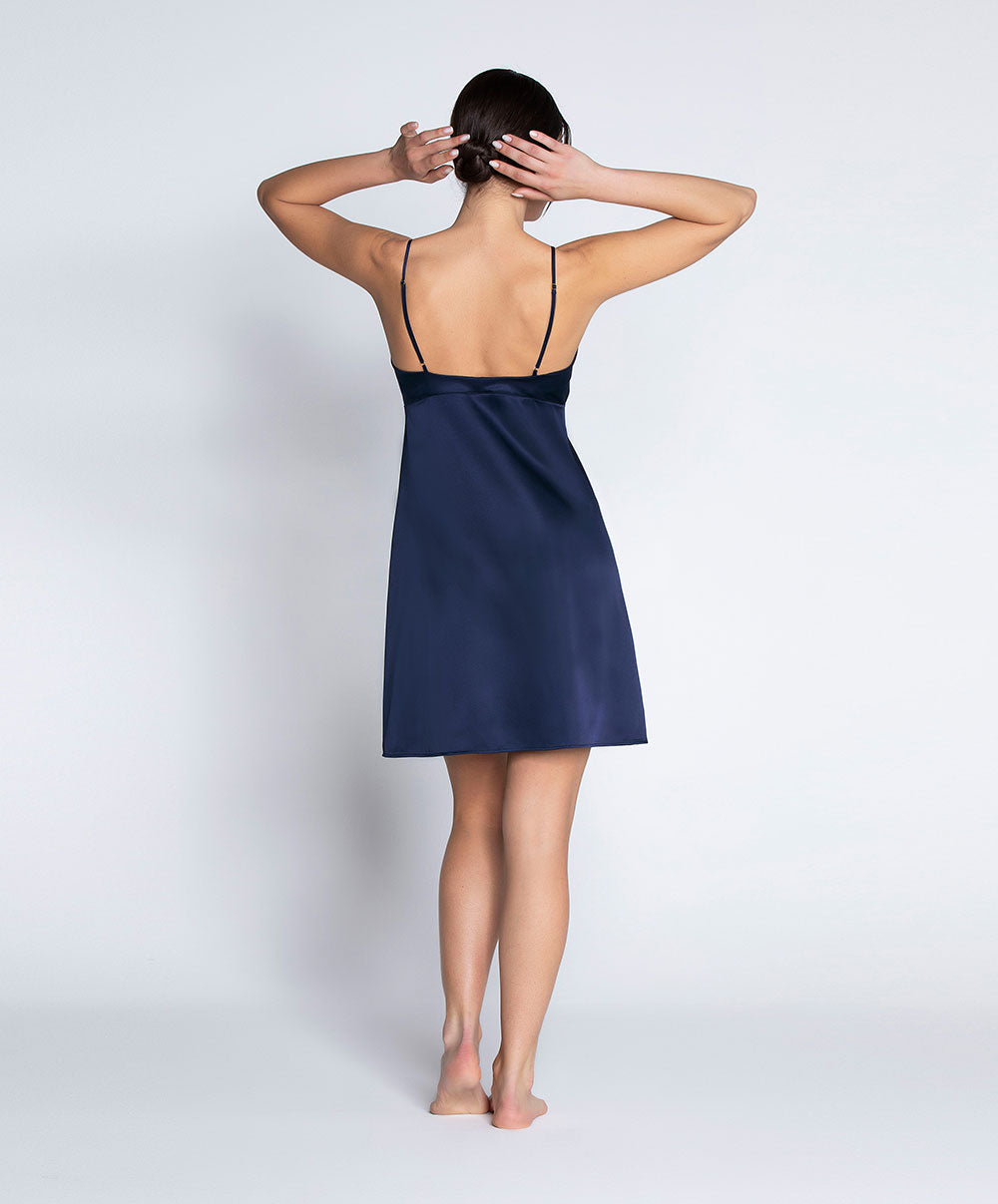 Nuisette sexy en soie Lise Charmel Déesse Désirs mauve ALH1277-MD