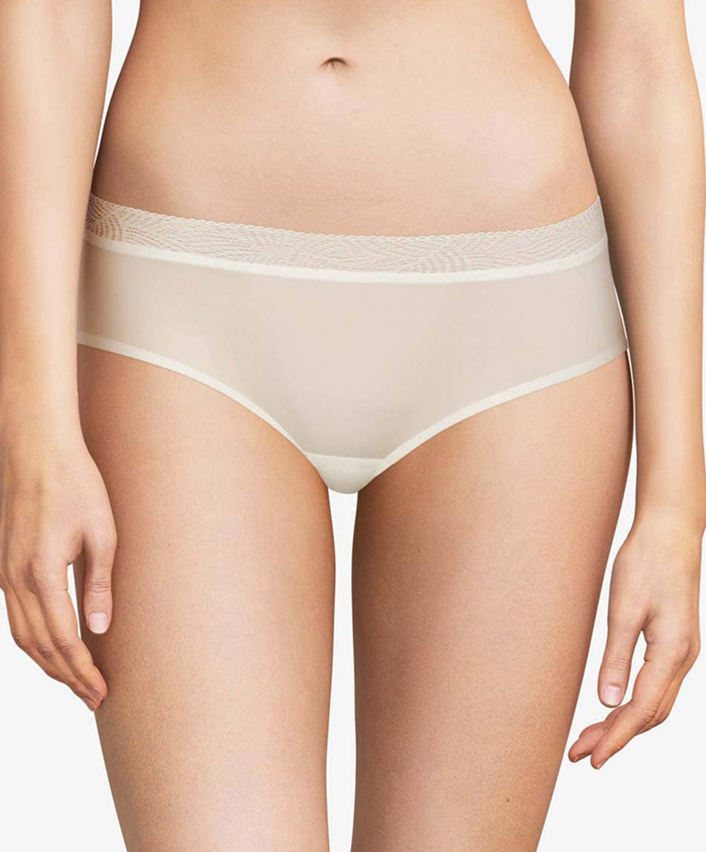 Shorty taille dentelle Chantelle Softstretch ivoire C11G40-035 1