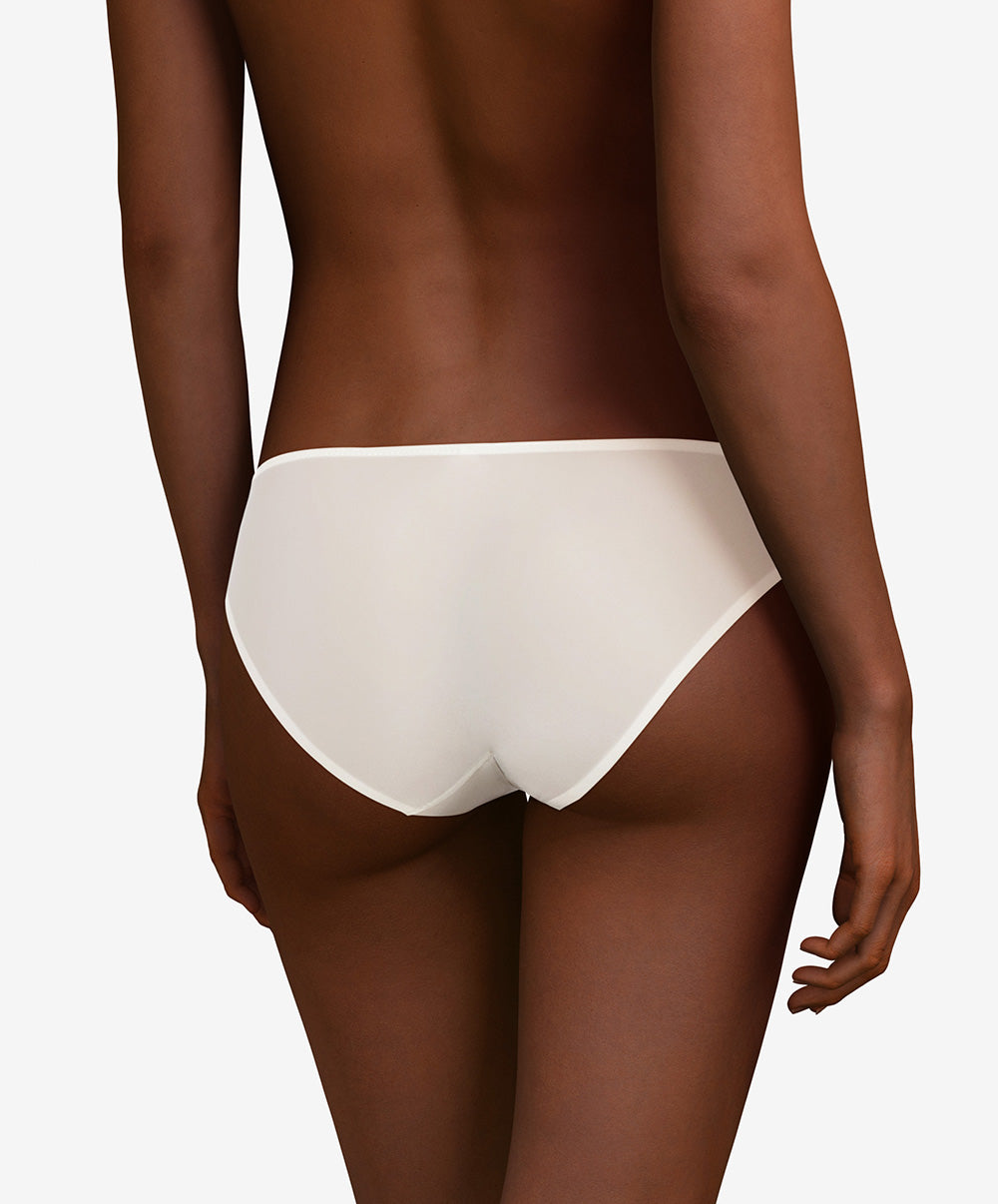 Slip Chantelle Every curve milk C16B30-0LW