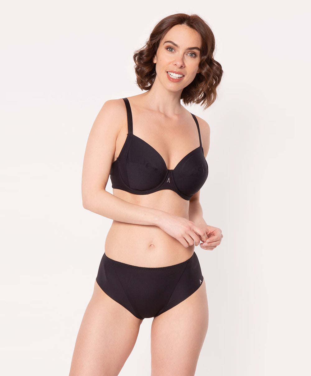 Slip haut Antigel de Lise Charmel Culte Beauté noir FCH0366-NO