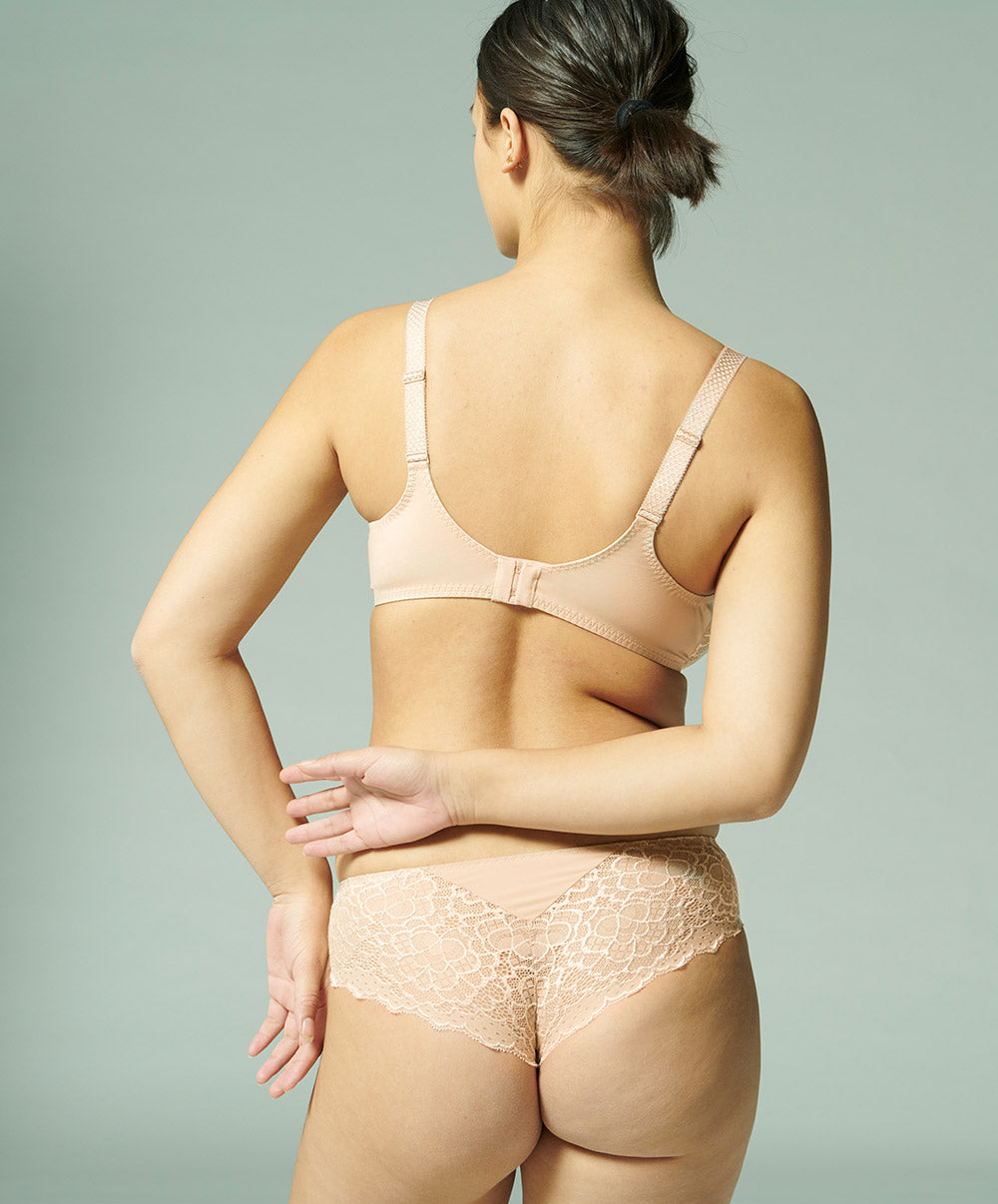 Soutien-gorge armatures moulé rigide grande taille Simone Pérèle Caresse peau rosée 12A380-739