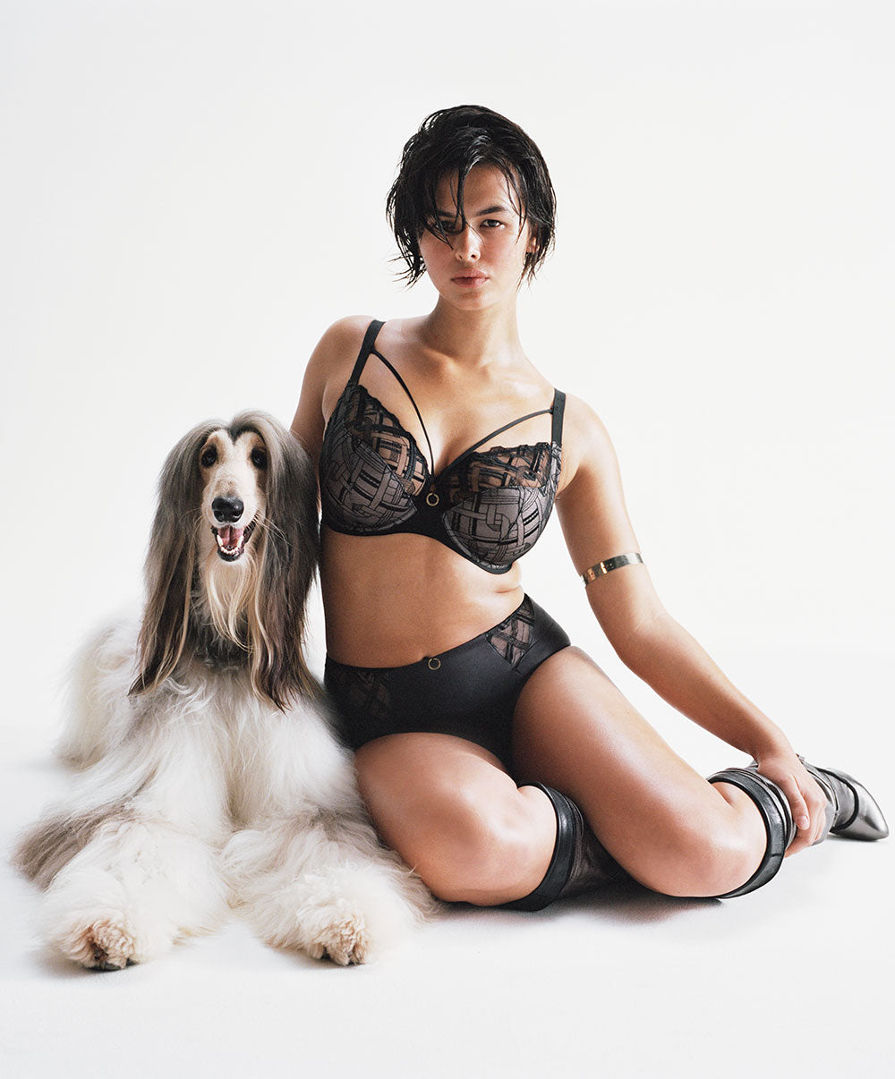 Soutien-gorge armatures très enveloppant grande taille Chantelle Graphic Support noir C21S10-011