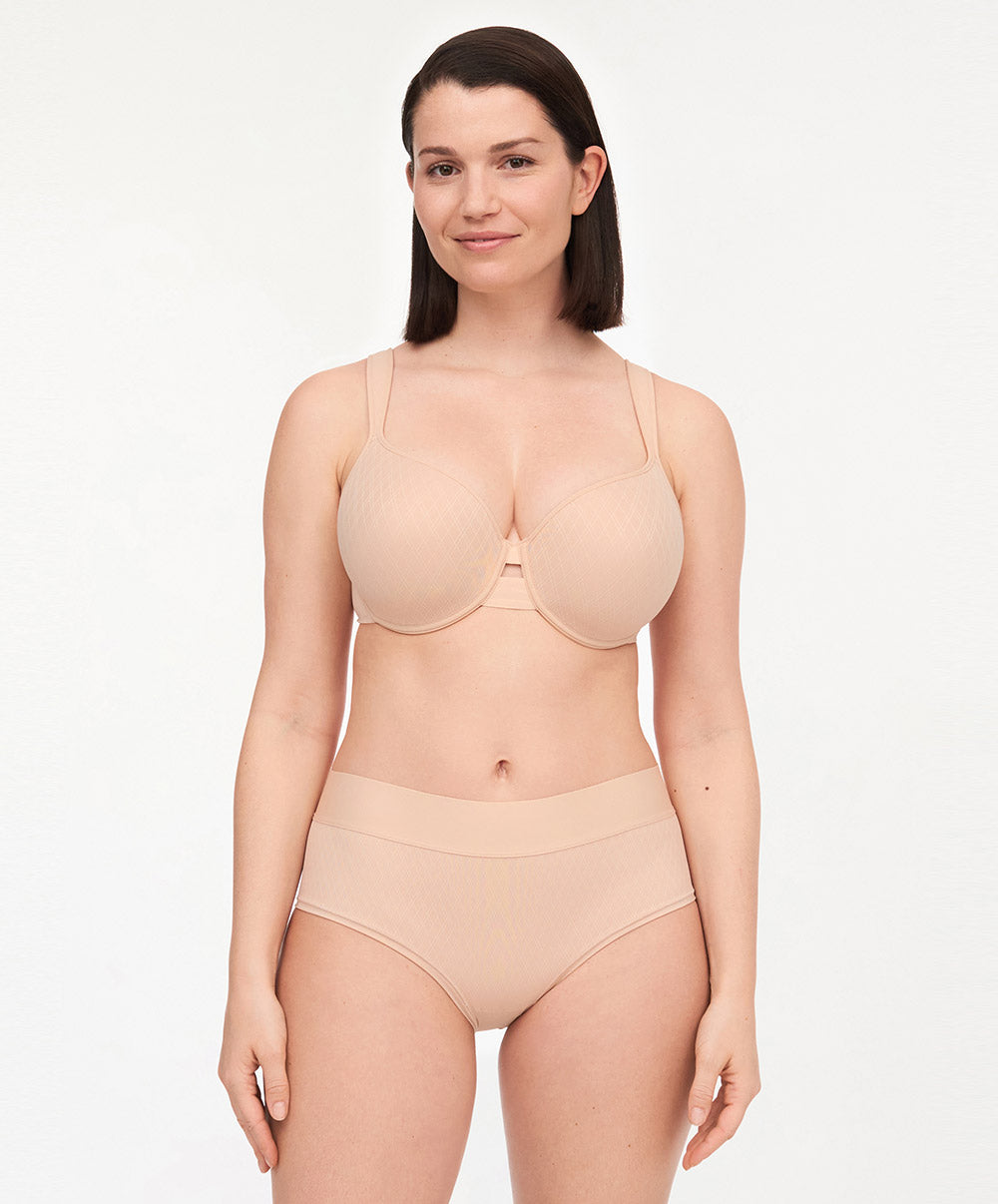 Soutien-gorge coque à mémoire de forme enveloppant Chantelle Smooth Lines beige doré C11N60-01N