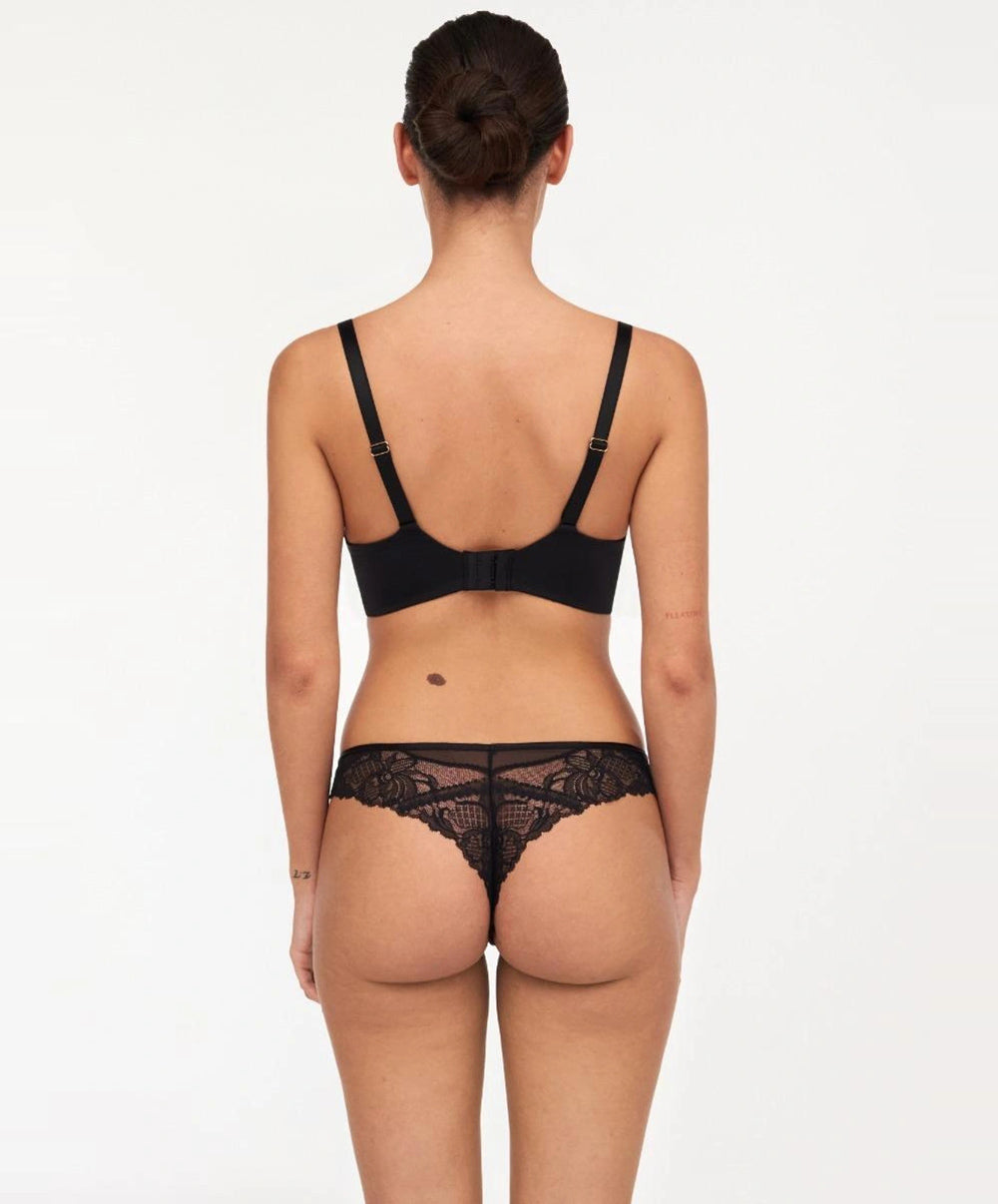 Soutien-gorge coque plongeant Chantelle Orangerie Dream noir C17Q20-011