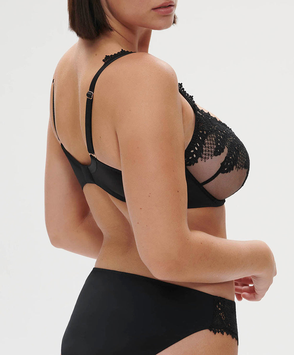 Soutien-gorge emboitant en dentelle pour poitrine généreuse Simone Pérèle Mystic noir 1D3322-015