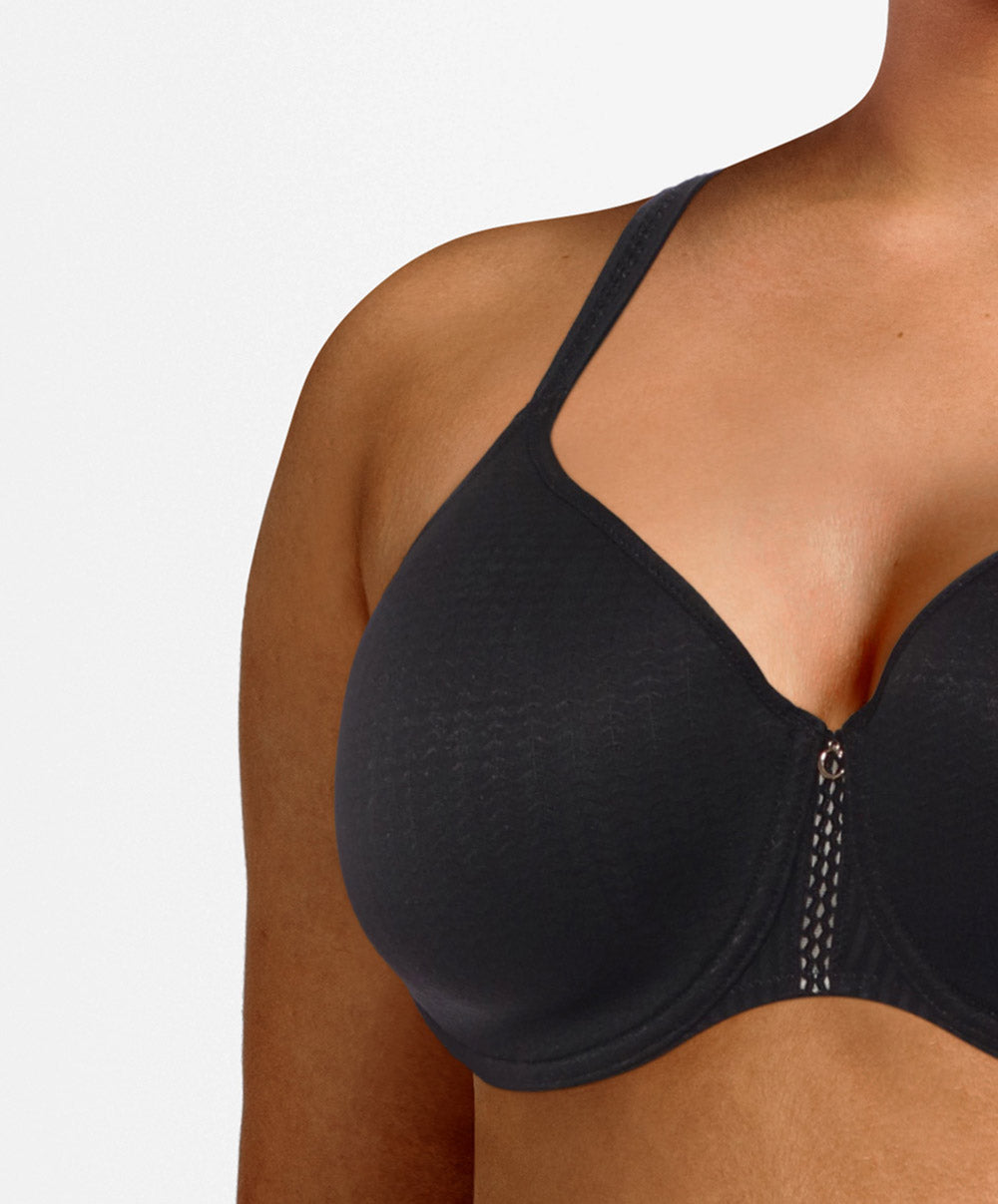 Soutien-gorge moulé spacer couvrant Chantelle Chic Essential noir C16G70-011