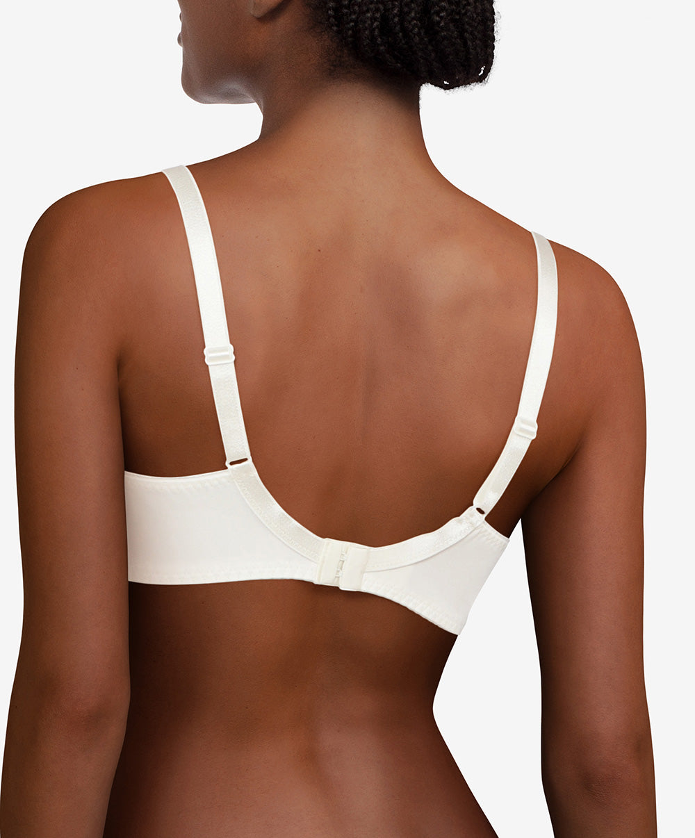 Soutien-gorge sans armatures Chantelle Every curve milk C16B20-0LW