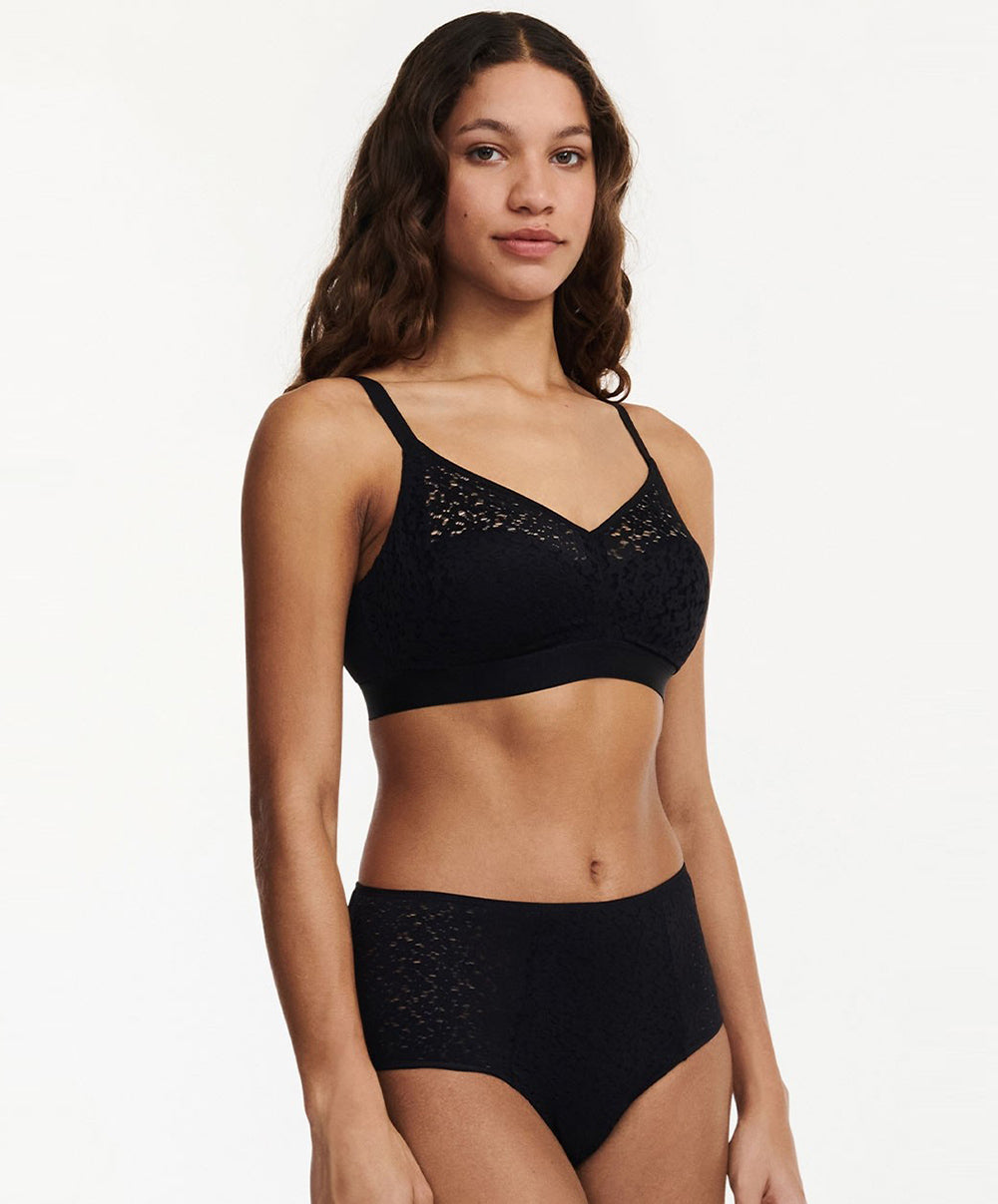 Soutien-gorge sans armatures brassière Chantelle Norah noir C13F80-011