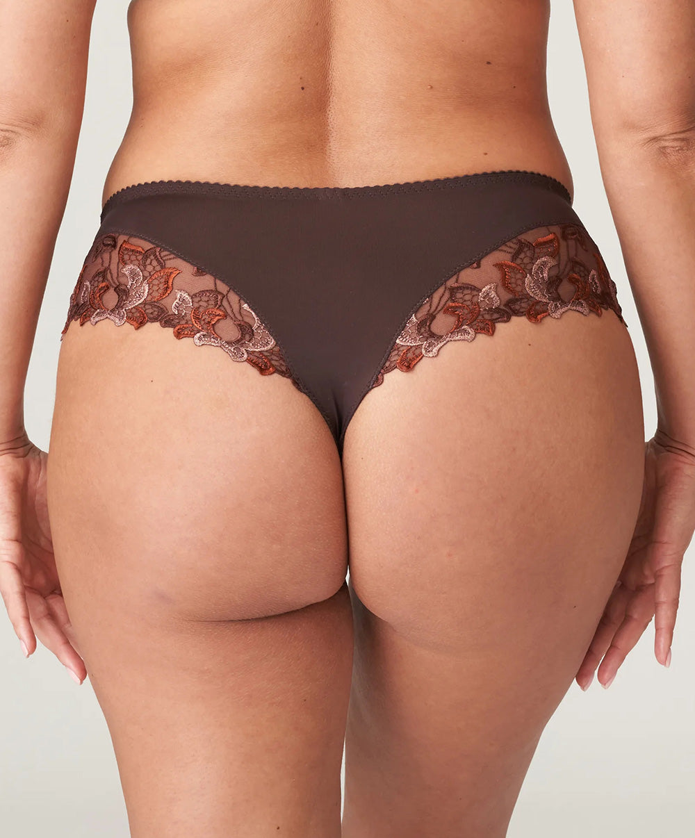 String "Luxueux" dentelle PrimaDonna Deauville ristretto 0661816-RIS