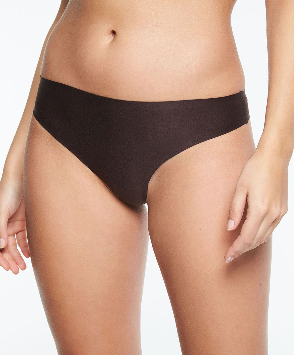 String taille basse Chantelle Soft Stretch brun C26490-0JL