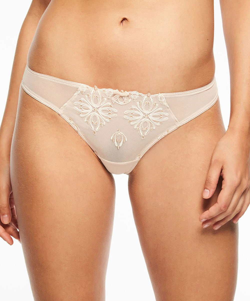 Tanga Chantelle Champs Elysées chair C26090-097