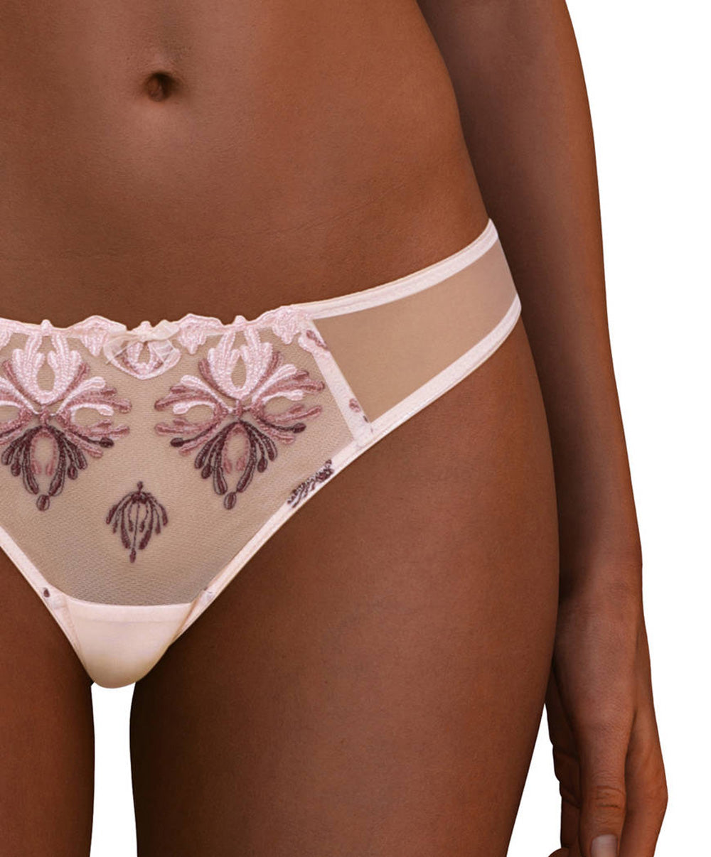 Tanga Chantelle Champs Elysées rose perle C26090-046