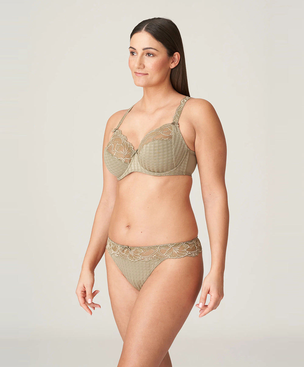 Tanga dentelle PrimaDonna Madison golden olive 0662125-GOO