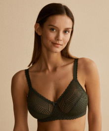 Wire-free, Soft Cups : Plus size soft cup bra