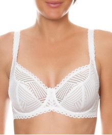 LINGERIE : Plus size demi-cup bra 