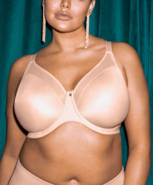 Full Coverage, Underwire : Full cup moulded bra + size underwired