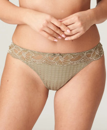 SEXY LINGERIE : Tanga briefs w. lace