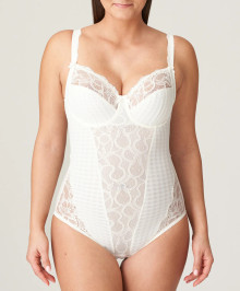 Shaping Bodies : Bodysuit with full cups shaping w. lace