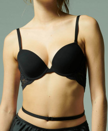 Backless moulded invisible bra multiway