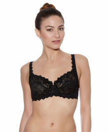 Generous Cups : Full cup bra with wires