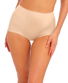 Slimming Invisibles : Shaping briefs