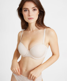 LINGERIE : Bandeau bra with moulded cups