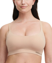 SHAPEWEAR, SLIMMING LINGERIE : Soft cup moulded invisble bra