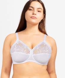 Full cup wire free bra