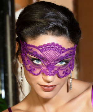 Masque sexy Lise Charmel Sublime en Dentelle iris AIH9013 SI