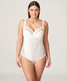 Body galbant à bonnets emboitants dentelle PrimaDonna Madison naturel 0462120-NAT