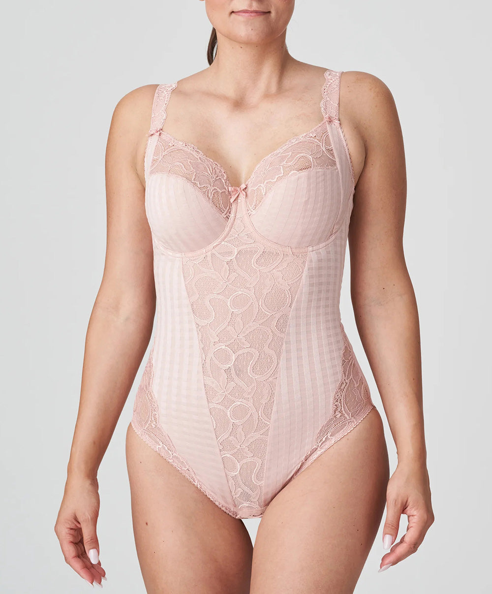 Body galbant à bonnets emboitants dentelle PrimaDonna Madison rose poudré 0462120-PWD