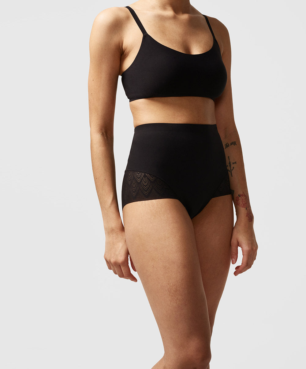 Culotte haute galbante Chantelle Sexy Shape noir C14K70-011