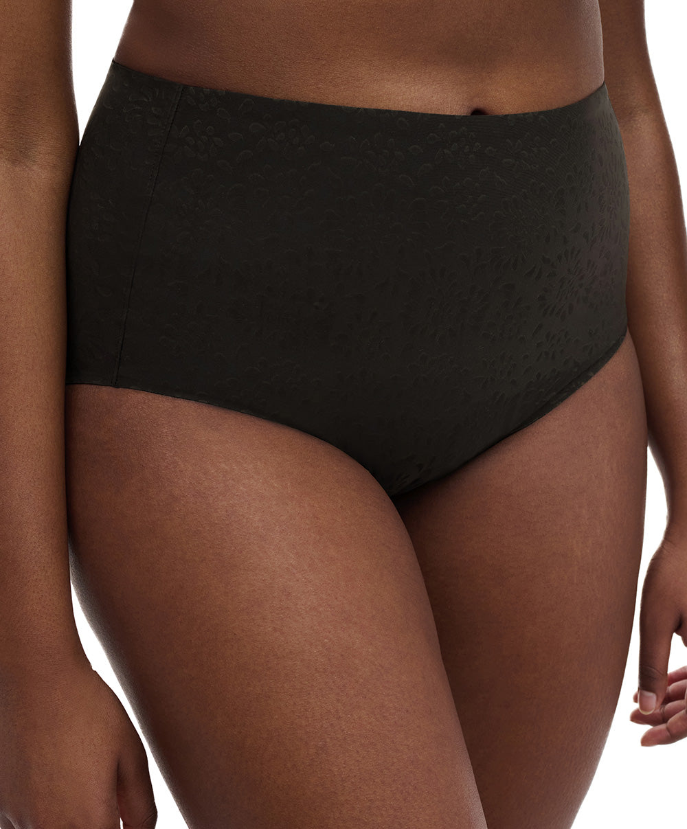 Culotte taille haute sculptante invisible Chantelle Comfort Chic noir C18JC5-011