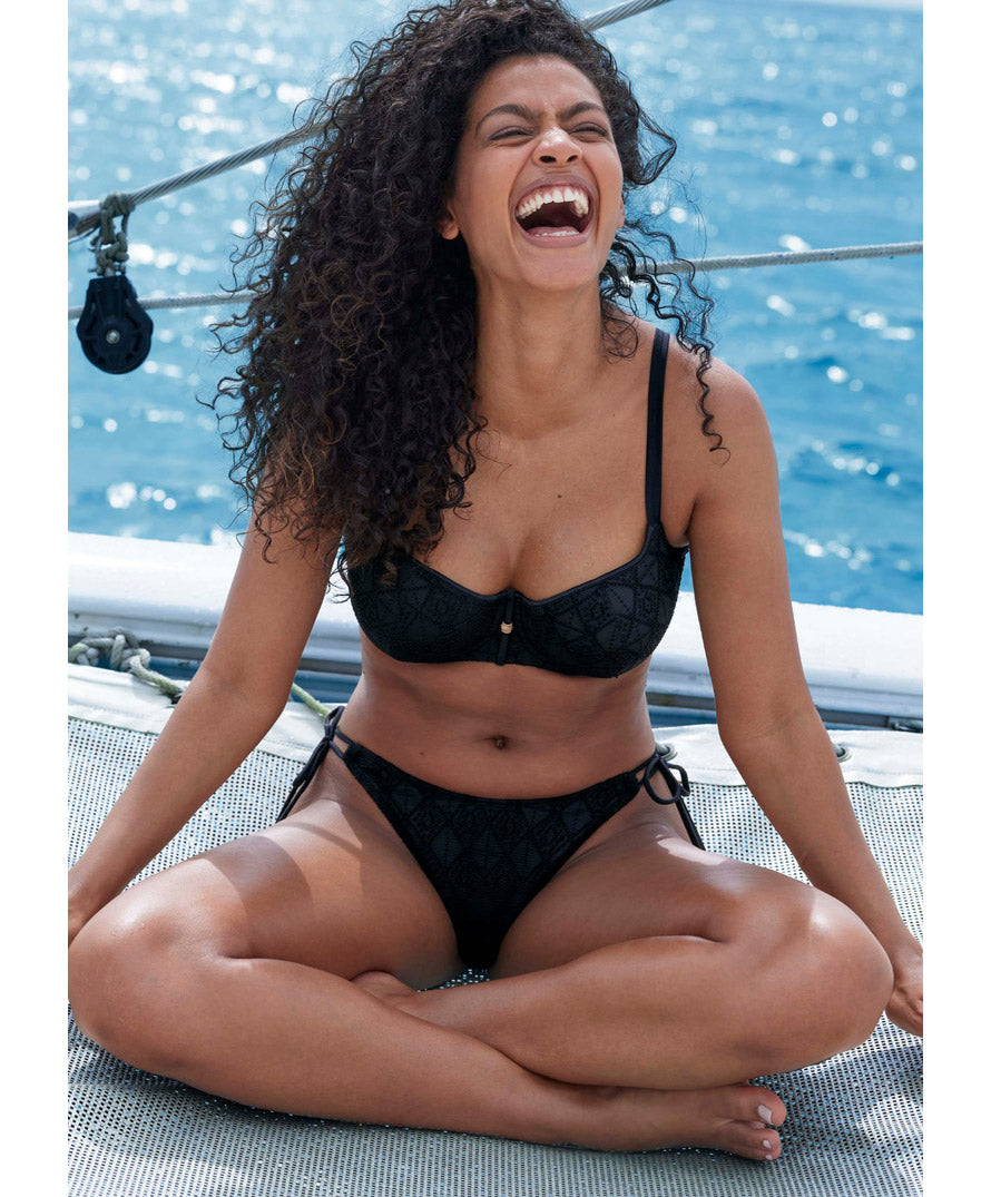 Haut de maillot de bain balconnet mousse décolleté cœur avec armatures Nomad Nights noir Freya swim AS205403-BLK