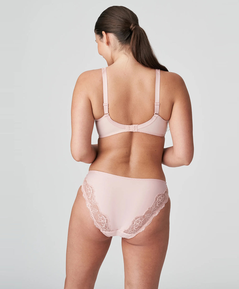 Slip brésilien dentelle PrimaDonna Madison rose poudré 0562125-PWD