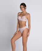 Slip dos opaque Lise Charmel Sublime en Dentelle rose poudre ACH0213-OS 