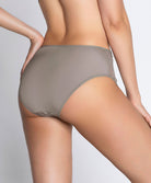 Slip haut dos opaque Lise Charmel Source Beauté perle ACH0372-SP