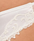 Slip italien en soie Lise Charmel Splendeur soie écru nacre ACC0780-EN