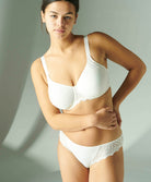 Soutien-gorge armatures moulé rigide grande taille Simone Pérèle Caresse naturel 12A380-030