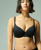 Soutien-gorge coque armatures spacer 3D Simone Pérèle Caresse noir 12A316-015