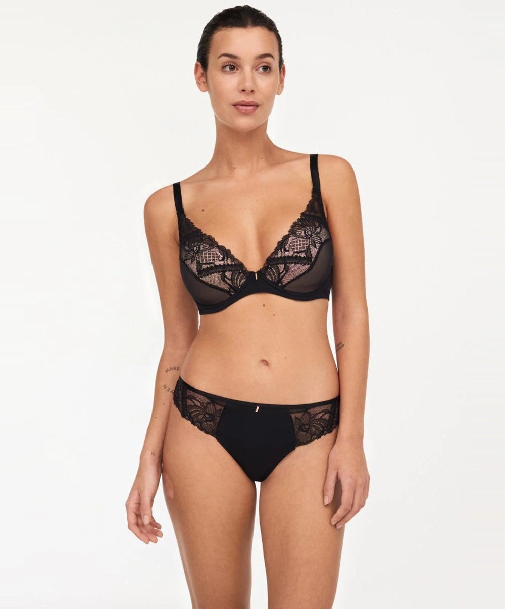 Soutien-gorge coque plongeant Chantelle Orangerie Dream noir C17Q20-011